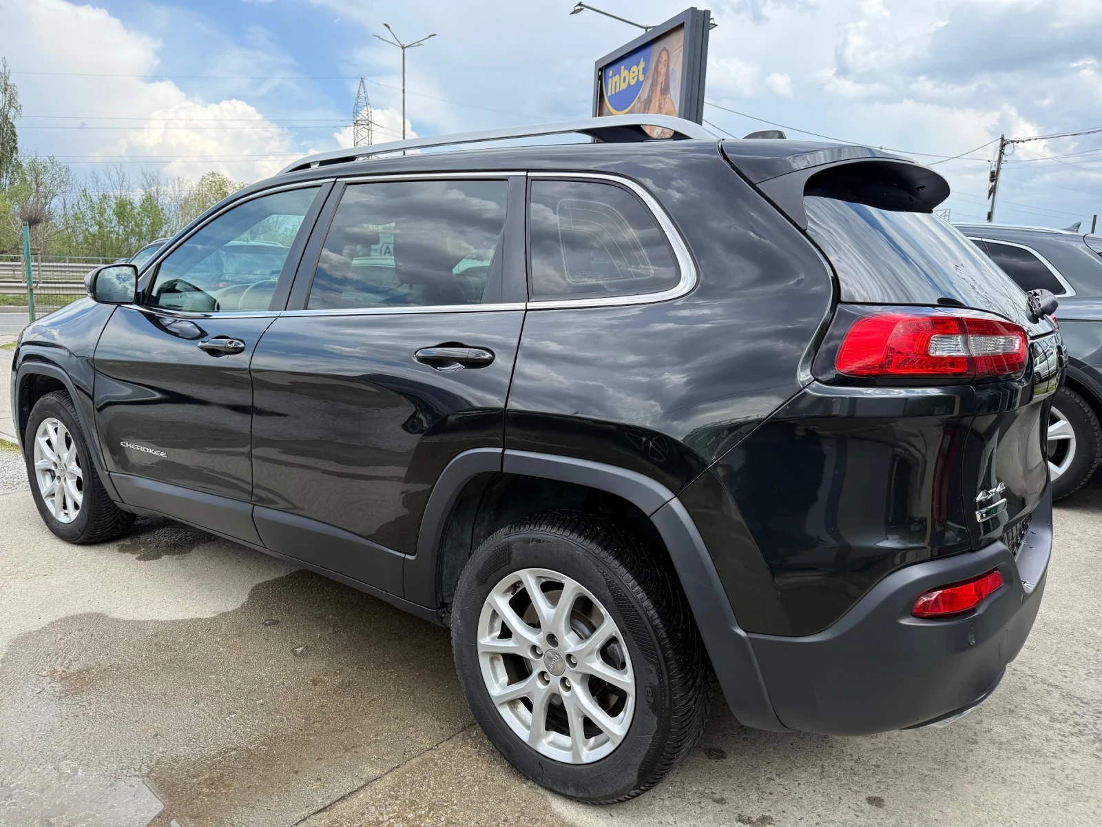 Jeep Cherokee 2.2Mjet 9-speed 185ps 4х4 Longitude AUT LED - изображение 7