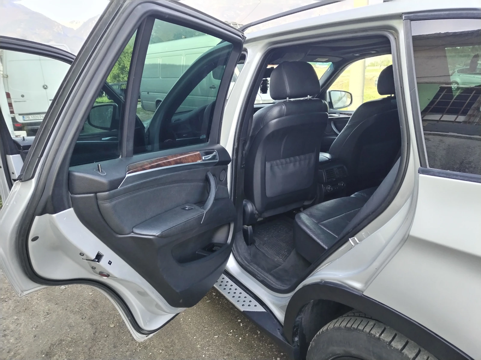 BMW X5  - изображение 7