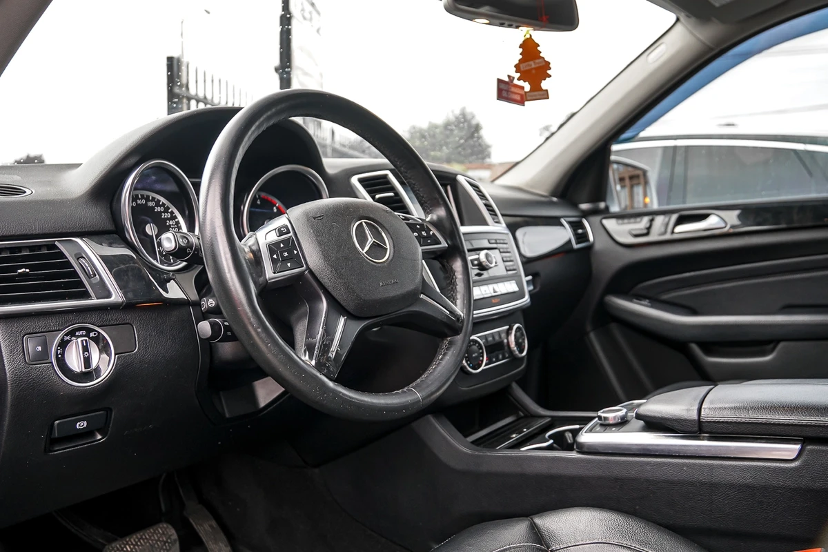 Mercedes-Benz ML 350  - изображение 6