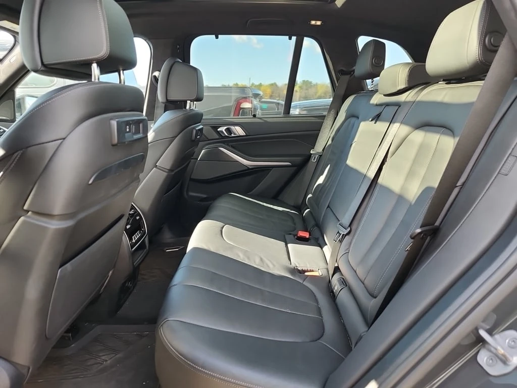 BMW X5 * M50I * CARFAX *    | Mobile.bg   13