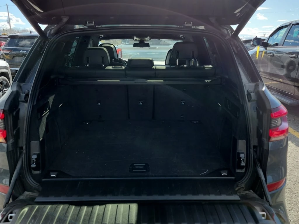 BMW X5 * M50I * CARFAX *    | Mobile.bg   14