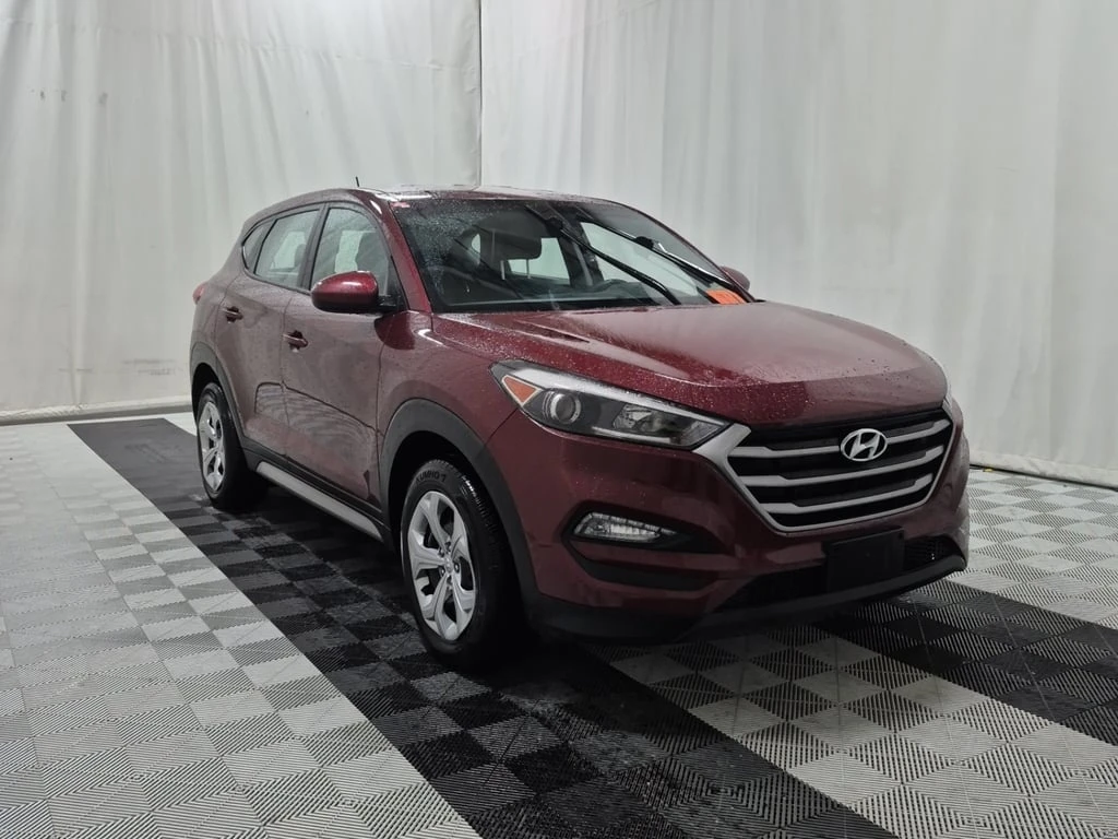 Hyundai Tucson * SE Standard * CARFAX * ЦЕНА ДО БГ - изображение 2