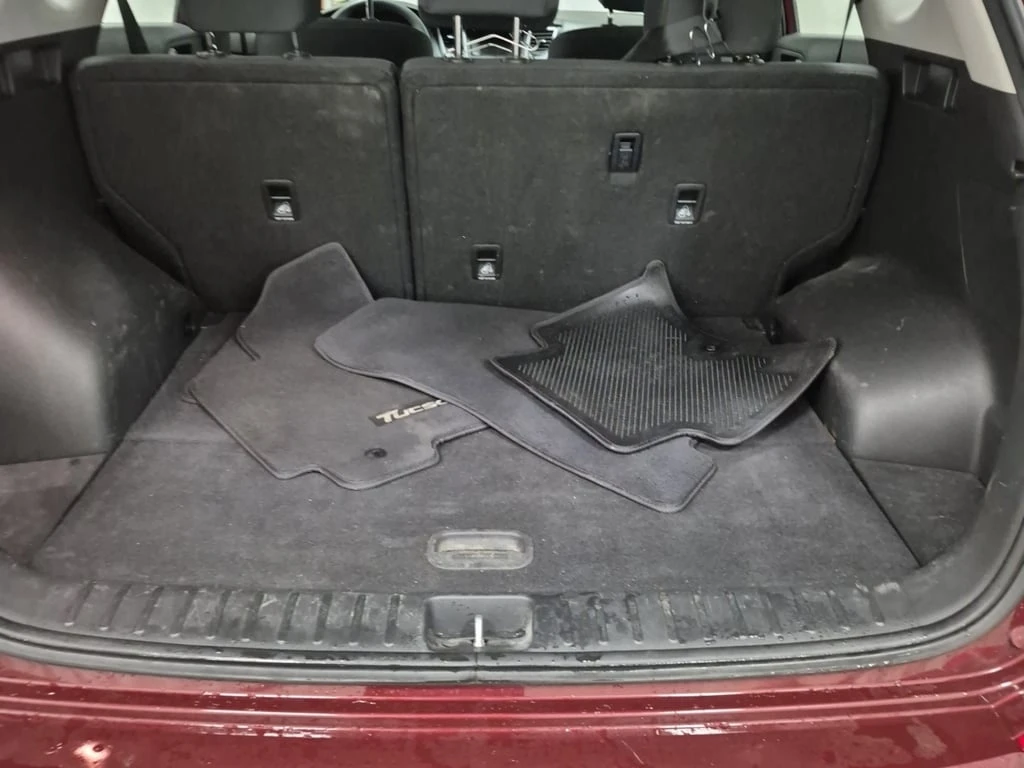 Hyundai Tucson * SE Standard * CARFAX * ���� �� �� | Mobile.bg � ����������� 13