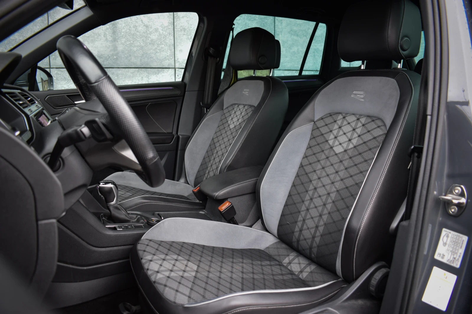 VW Tiguan 4 Motion* R-line*  | Mobile.bg � ����������� 14