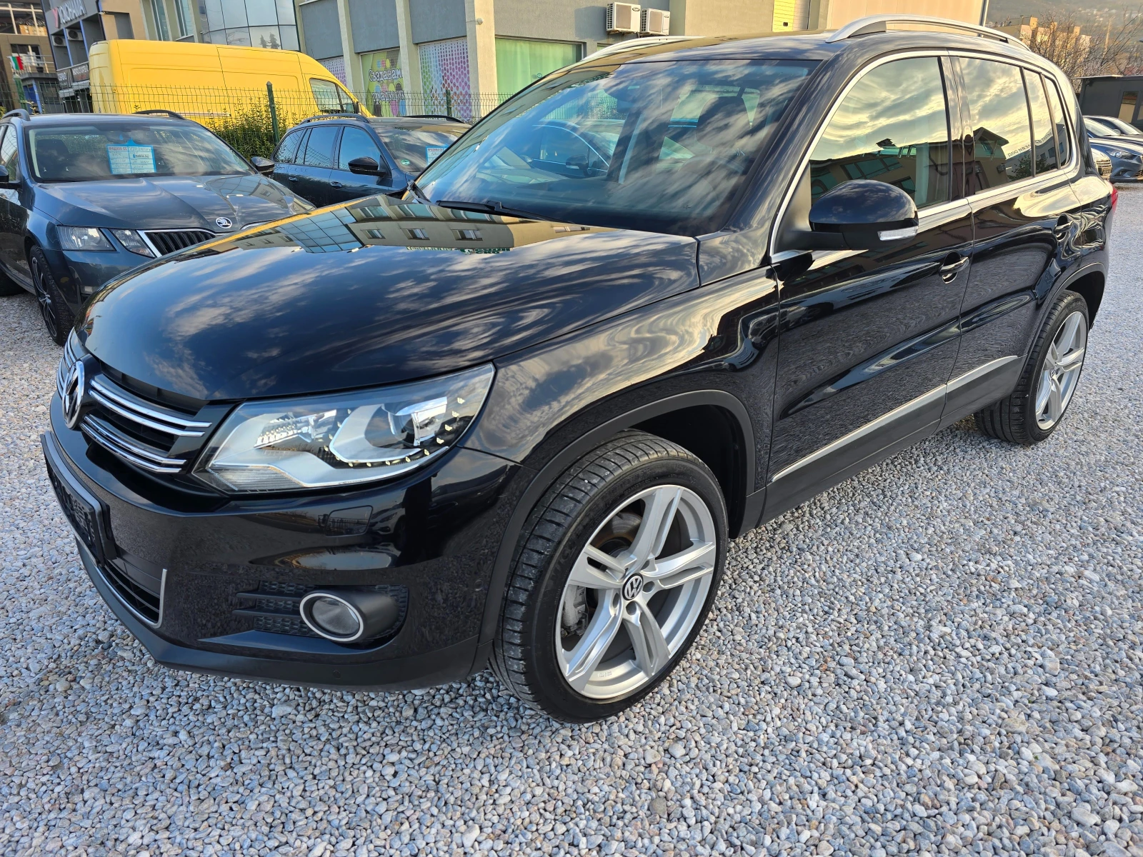 VW Tiguan 2.0TDI HIGHLINE /4X4/ | Auto.bg — изображение 1