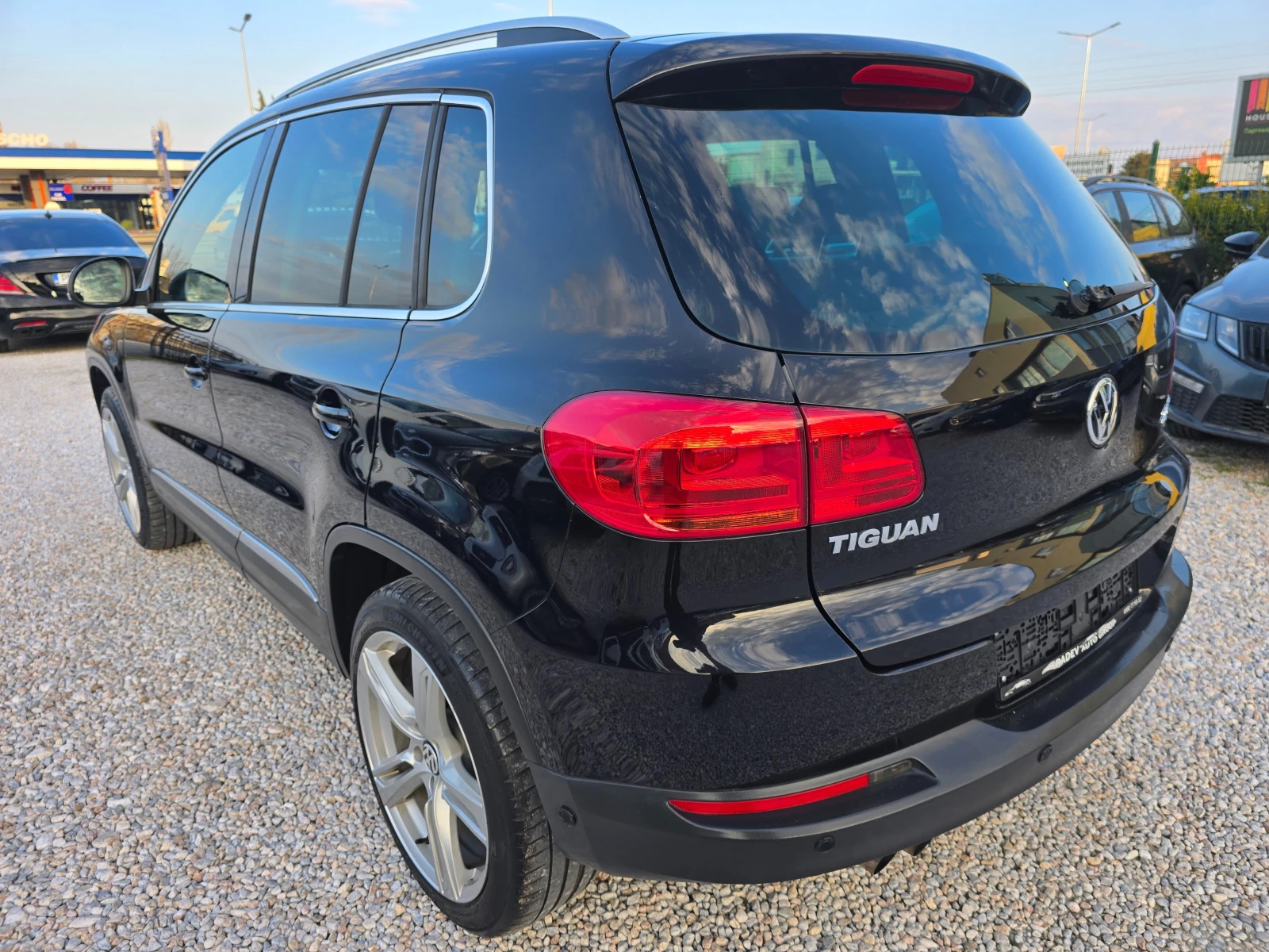 VW Tiguan 2.0TDI HIGHLINE /4X4/ | Mobile.bg � ����������� 2