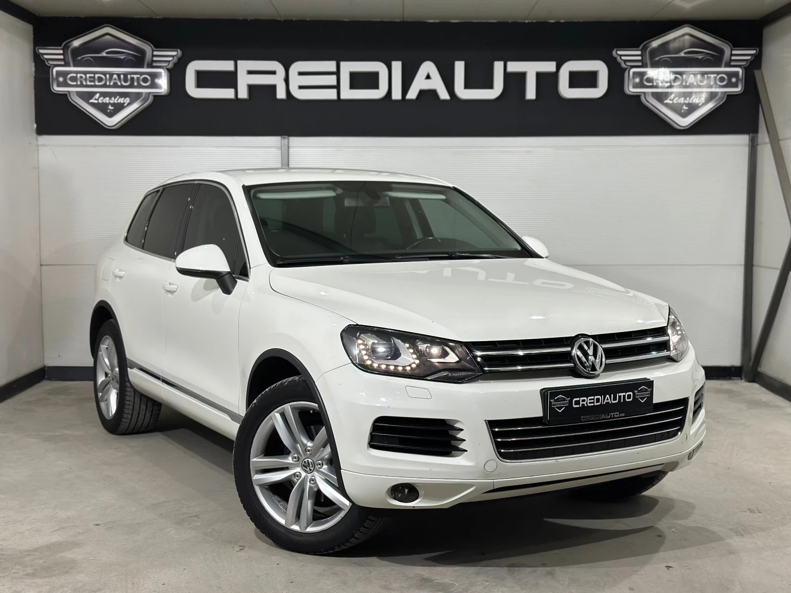 VW Touareg, снимка 3 - Автомобили и джипове - 54737727