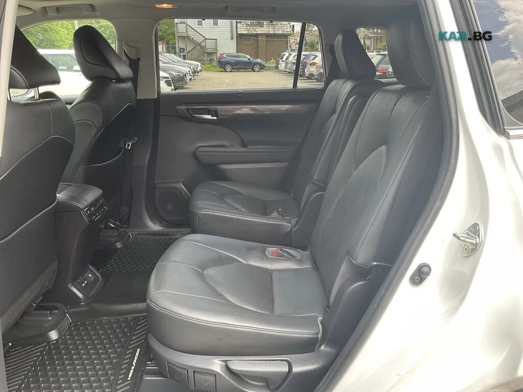 Toyota Highlander PLATINUM* AWD* 360* PANO* ПОДГРЕВ* ОБДУХВАНЕ* JBL*, снимка 8 - Автомобили и джипове - 55989992