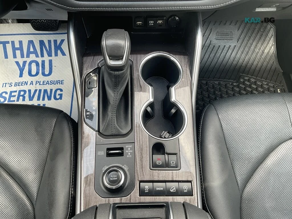 Toyota Highlander PLATINUM* AWD* 360* PANO* ПОДГРЕВ* ОБДУХВАНЕ* JBL*, снимка 16 - Автомобили и джипове - 55989992