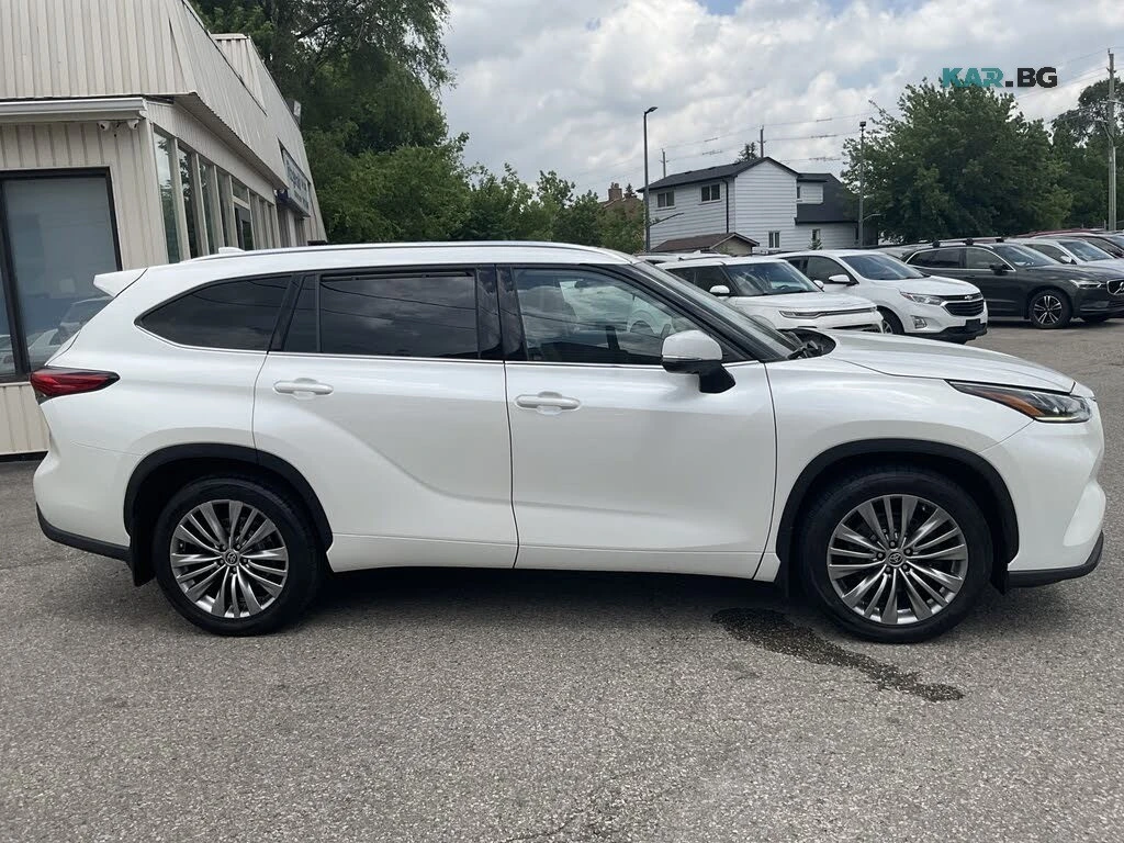 Toyota Highlander PLATINUM* AWD* 360* PANO* ПОДГРЕВ* ОБДУХВАНЕ* JBL*, снимка 6 - Автомобили и джипове - 55989992