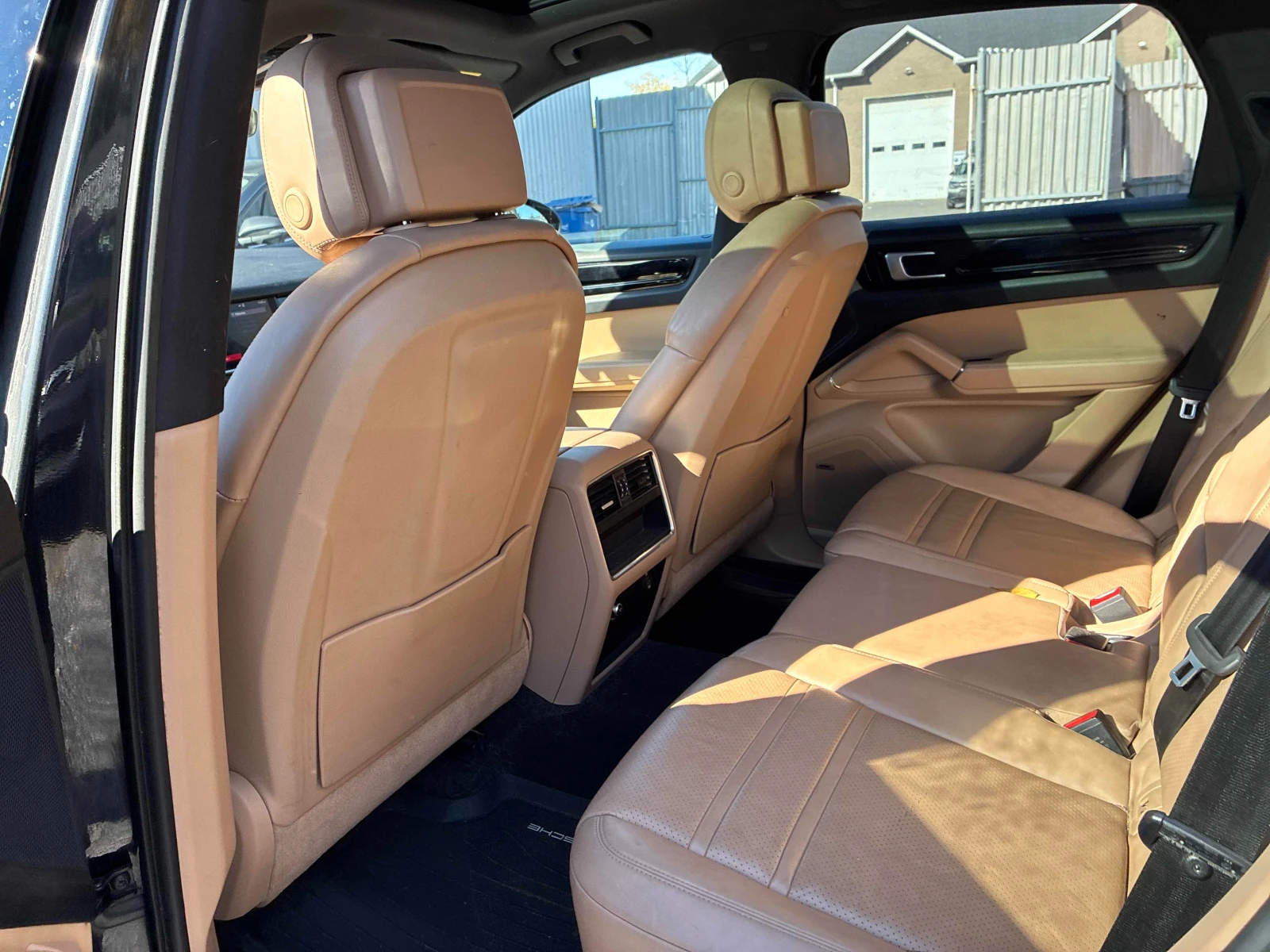 Porsche Cayenne CARFAX НАЛИЧЕН | 2019 | 166 080 км, снимка 9 - Автомобили и джипове - 56579901