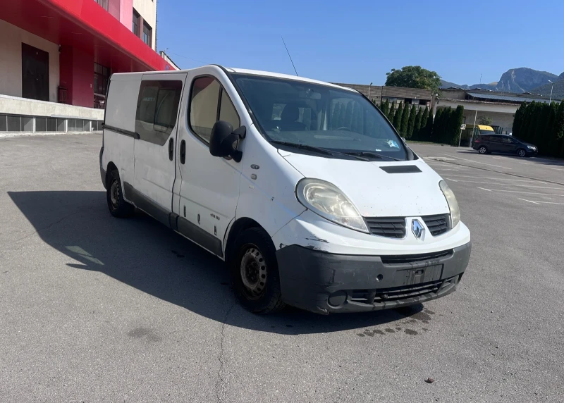 Renault Trafic 2.0TDI - 6-МЕСТА - КЛИМАТИК, снимка 3 - Бусове и автобуси - 51348297