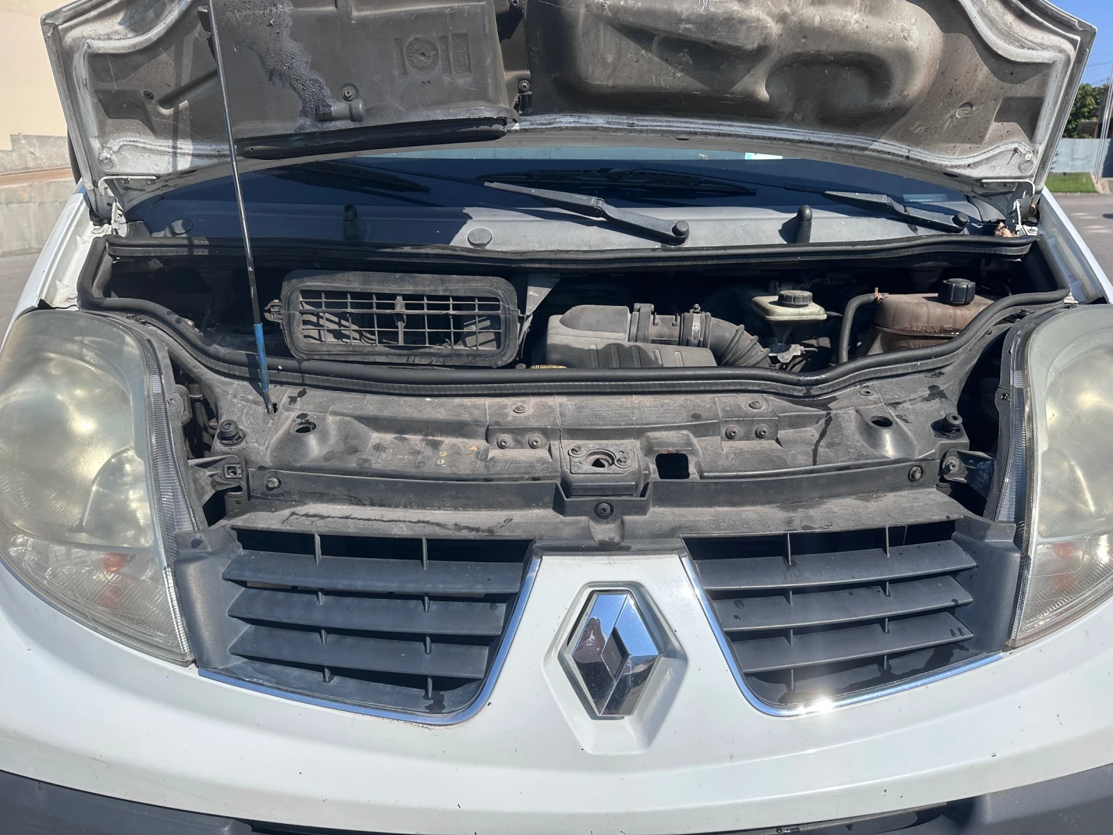 Renault Trafic 2.0TDI - 6-����� - �������� | Mobile.bg � ����������� 14