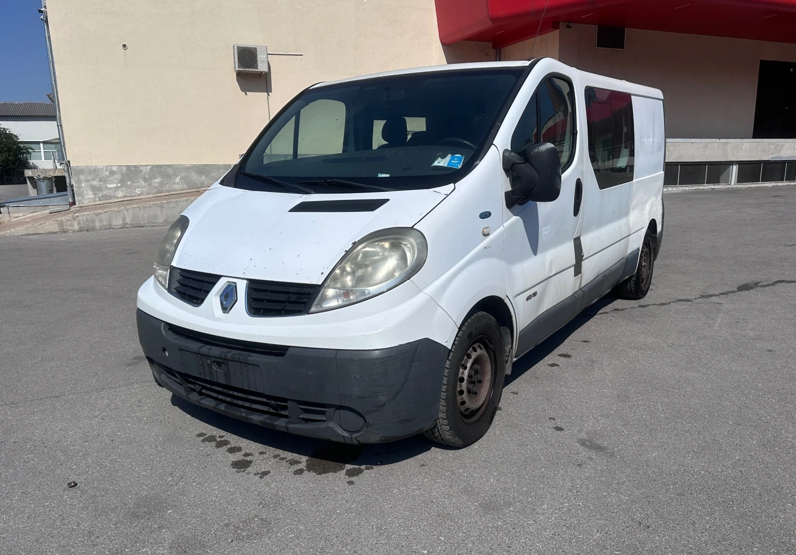 Renault Trafic 2.0TDI - 6-����� - �������� | Mobile.bg � ����������� 1