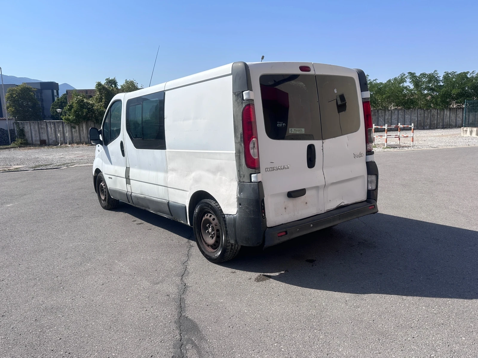 Renault Trafic 2.0TDI - 6-МЕСТА - КЛИМАТИК - изображение 7