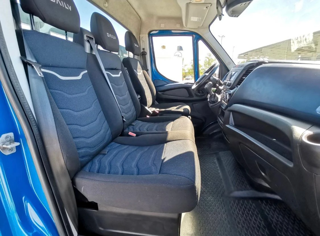 Iveco 35c18 * HI-MATIC* 5.0m* LED* КЛИМА* ВЪЗ.ВЪЗГЛАВНИЦИ* N1 - изображение 8
