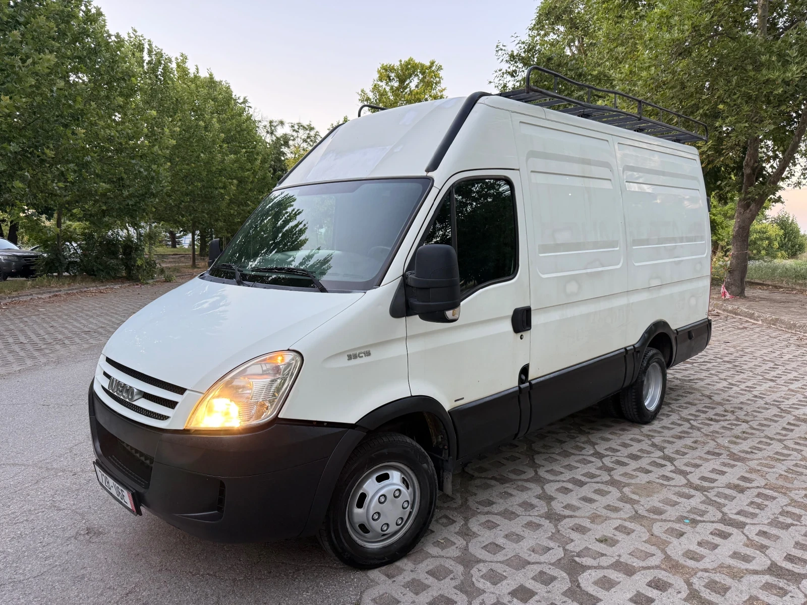 Iveco Daily 3.0HPI ДВОЙНА ГУМА ВАЛИДНИ НОМЕРА