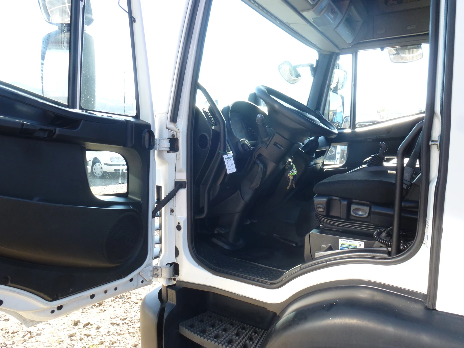 Iveco Eurocargo120e 11990кг., 18 палетен, снимка 9 - Камиони - 55980031