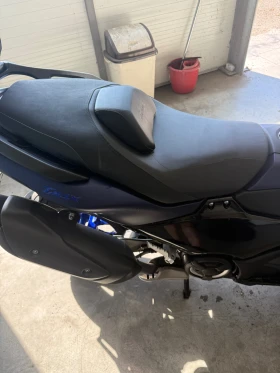 Yamaha T-max 560i- 9900km New New, снимка 9