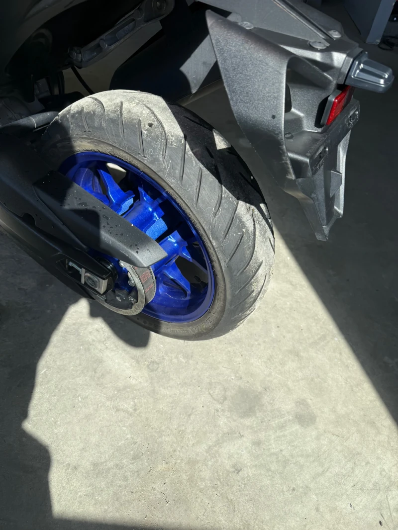 Yamaha T-max 560i- 9900km New New, снимка 15 - Мотоциклети и мототехника - 51615109