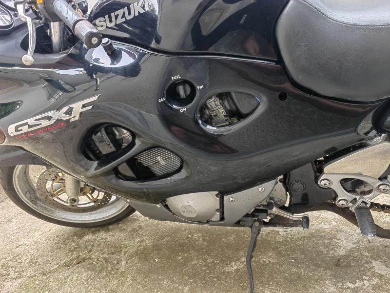 Suzuki Katana 750, снимка 12 - Мотоциклети и мототехника - 53432730