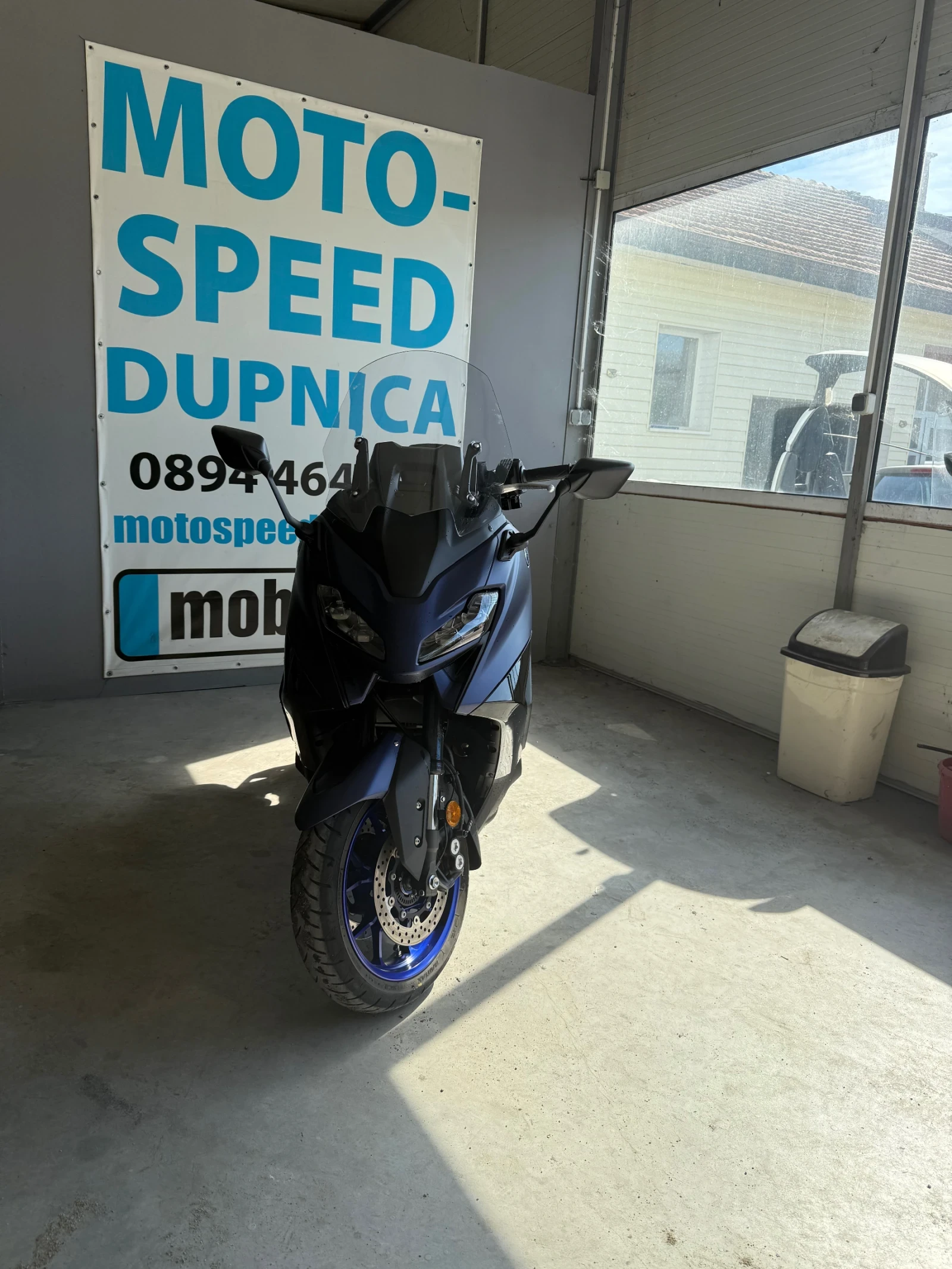 Yamaha T-max 560i- 9900km New New - изображение 2