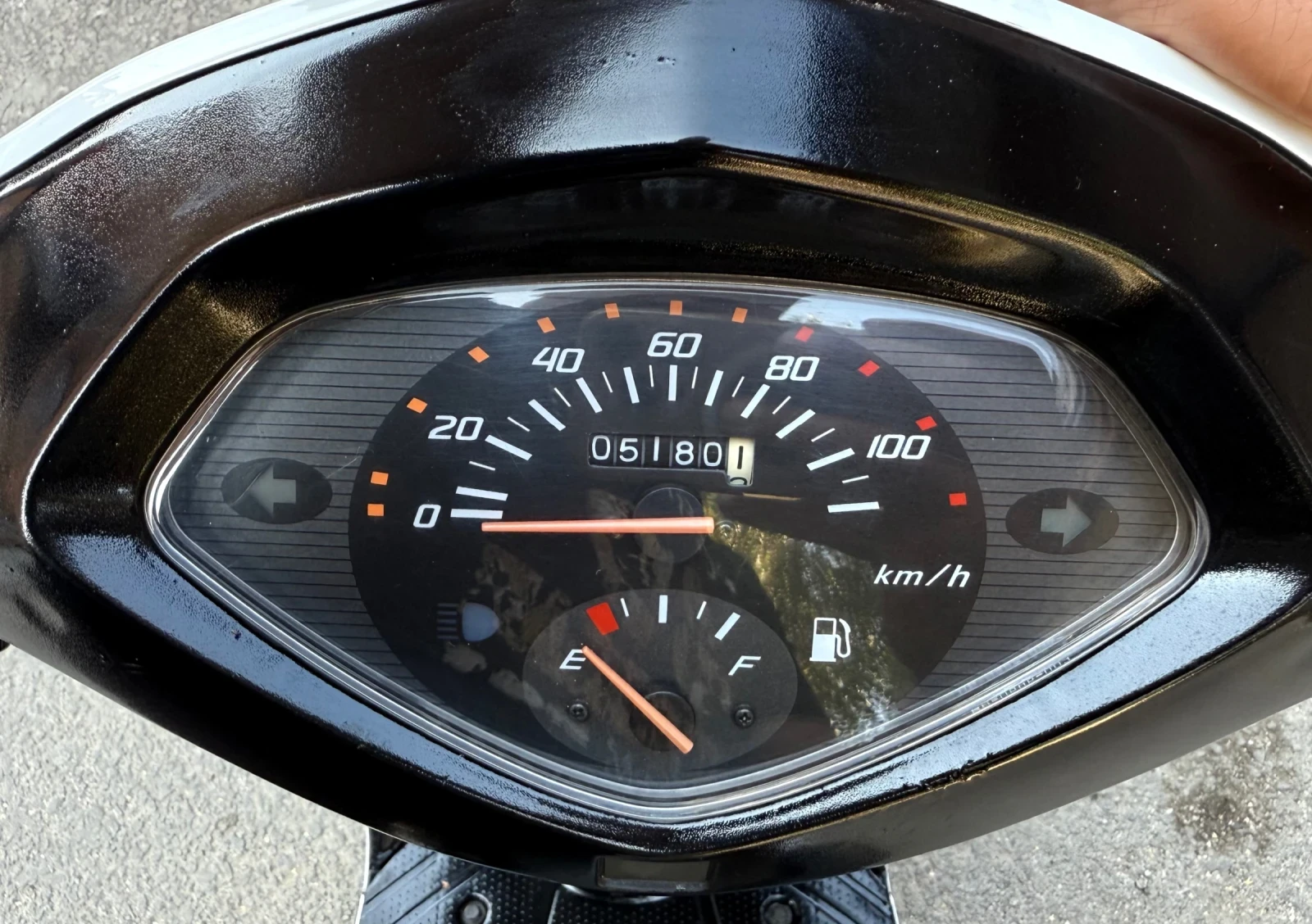 Honda Lead 100cc/5000km!/Куфар Givi/Отлично състояние! - изображение 9
