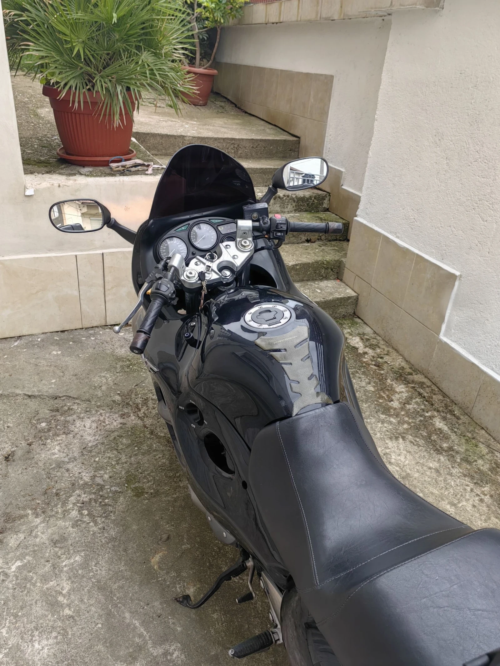 Suzuki Katana 750 | Mobile.bg � ����������� 11