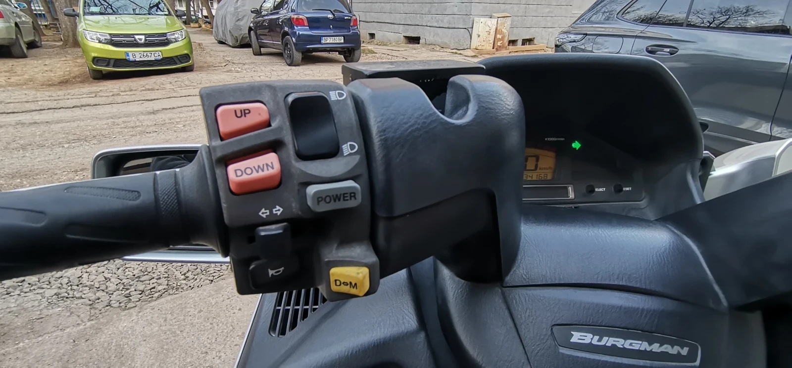 Suzuki Burgman 650куб 2диска  отпред , снимка 4 - Мотоциклети и мототехника - 53750877