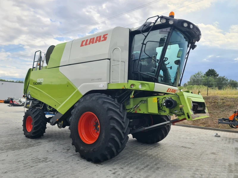 Комбайн Claas TUCANO 570, снимка 3 - Селскостопанска техника - 51971242