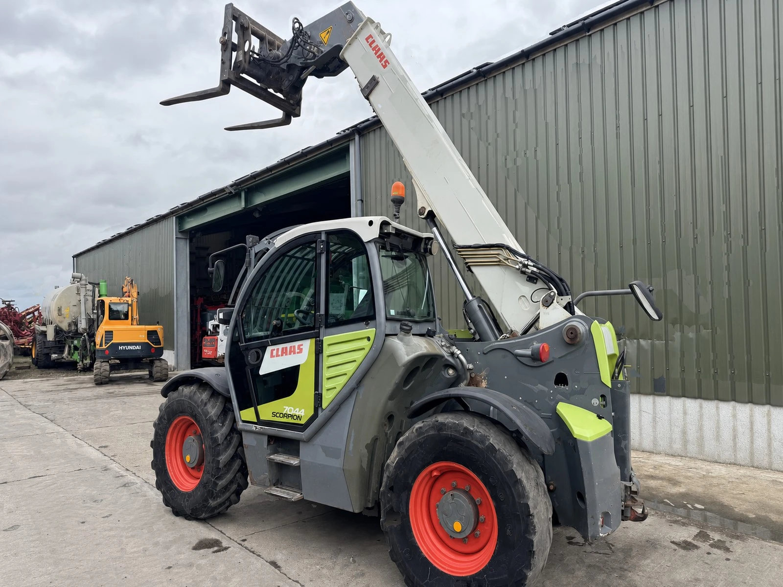 Телескопичен товарач Claas Scorpion 7044 Variopower, снимка 4 - Селскостопанска техника - 54870190