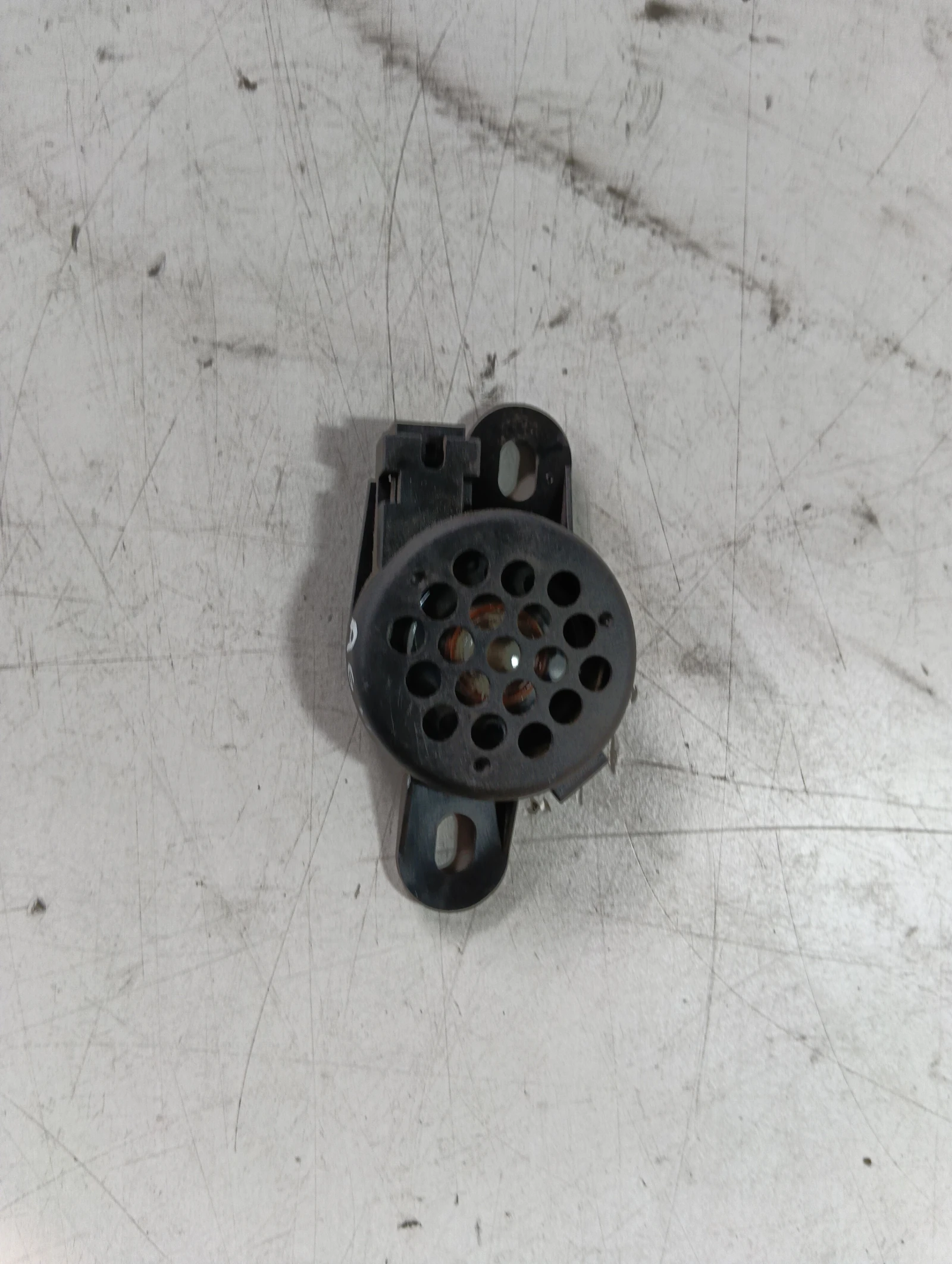 зумер 8E0919279 Audi A6