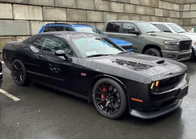 Dodge Challenger SRT 392* CARFAX* , снимка 2