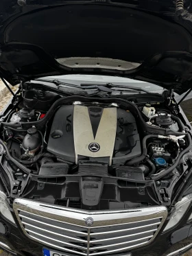 Mercedes-Benz E 350 4Matik, снимка 6