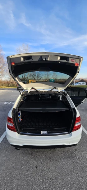 Mercedes-Benz C 250, снимка 13