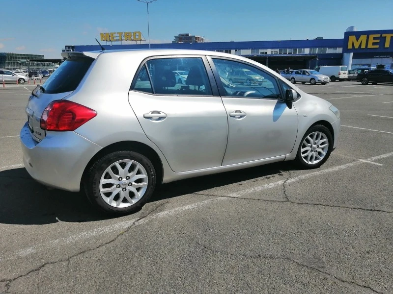 Toyota Auris 1.4, снимка 17 - Автомобили и джипове - 47877202