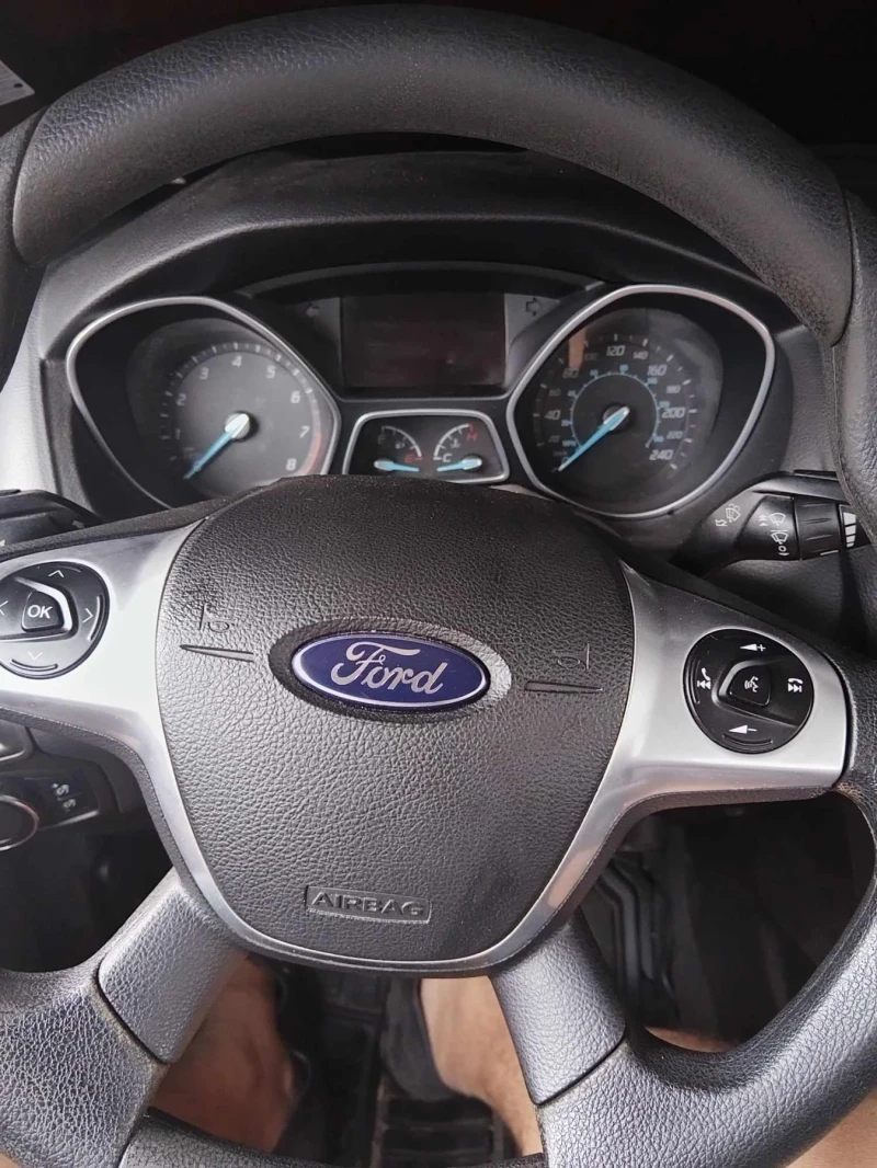 Ford Focus, снимка 8 - Автомобили и джипове - 47396522