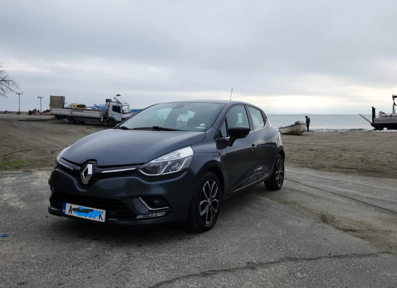 Renault Clio, снимка 1 - Автомобили и джипове - 48294994