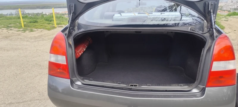 Nissan Primera, снимка 10 - Автомобили и джипове - 52481616