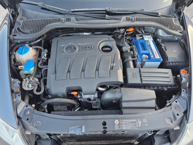 Skoda Octavia 1.6TDI Avtomat, снимка 17 - Автомобили и джипове - 51739787