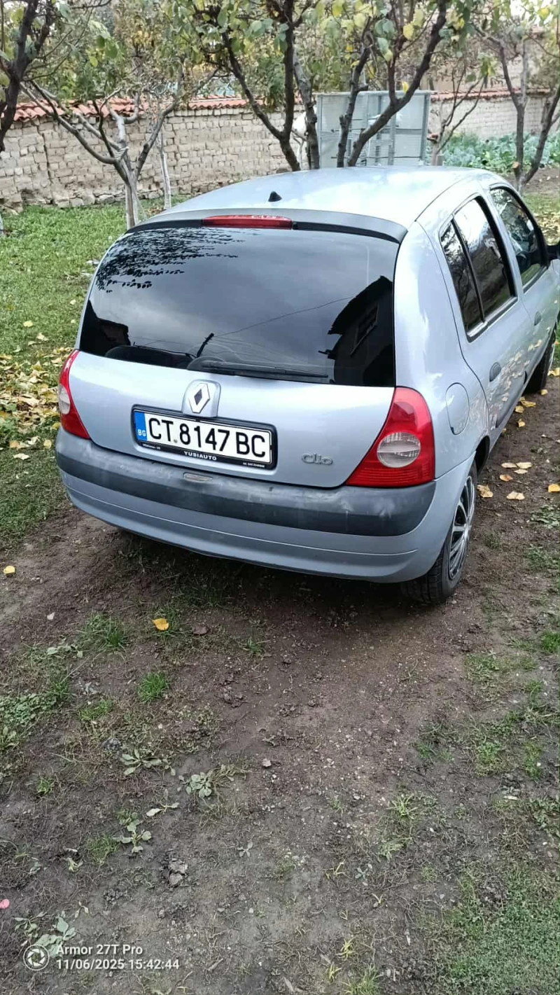 Renault Clio 1.2, снимка 5 - Автомобили и джипове - 52370210
