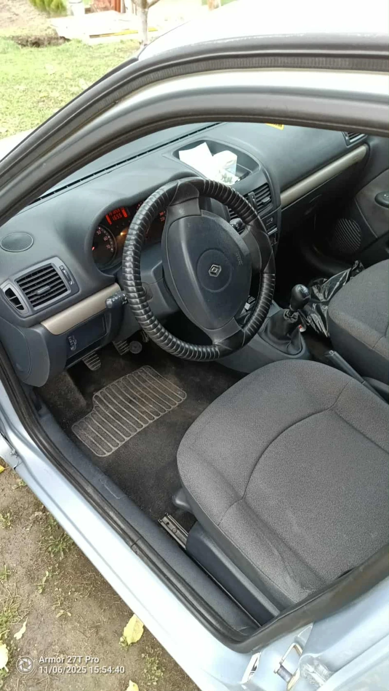 Renault Clio 1.2, снимка 7 - Автомобили и джипове - 52370210