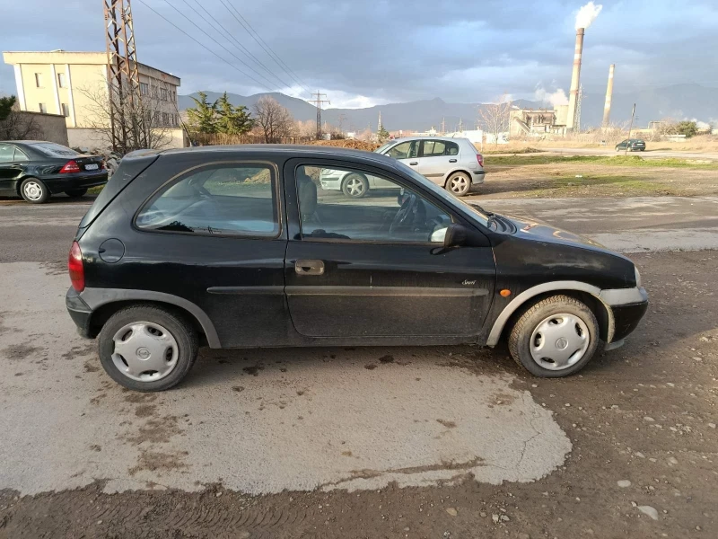 Opel Corsa, снимка 2 - Автомобили и джипове - 53156155