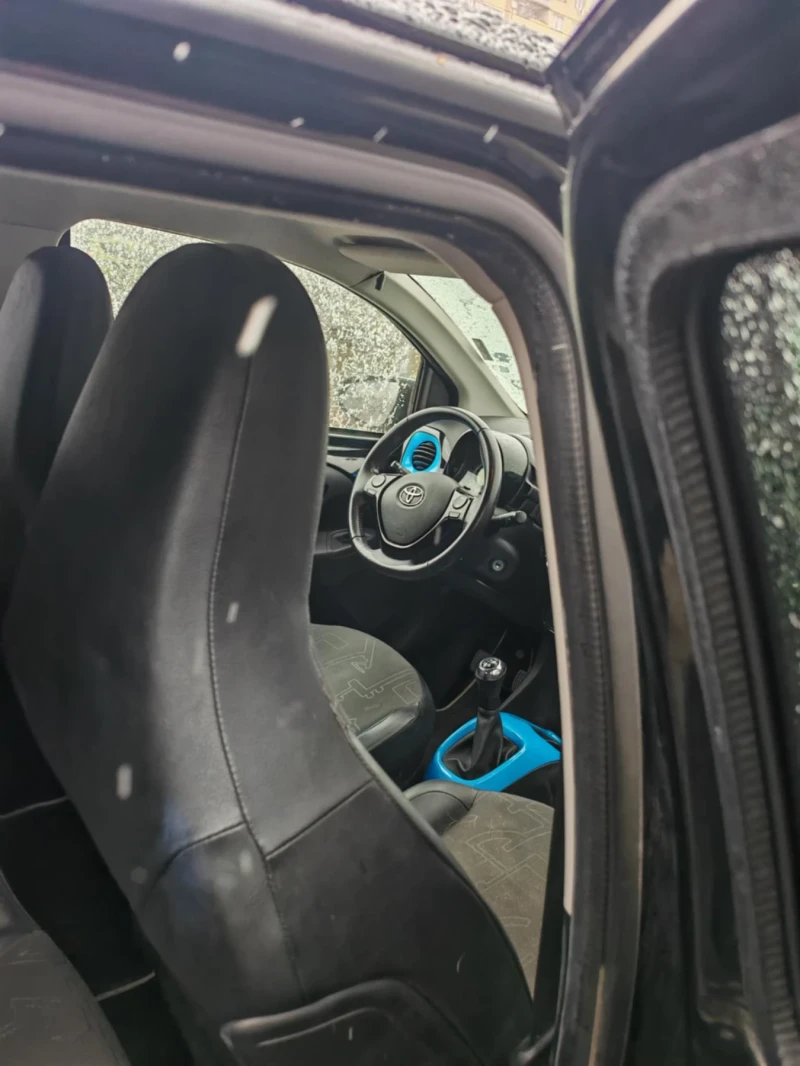 Toyota Aygo, снимка 8 - Автомобили и джипове - 53304698