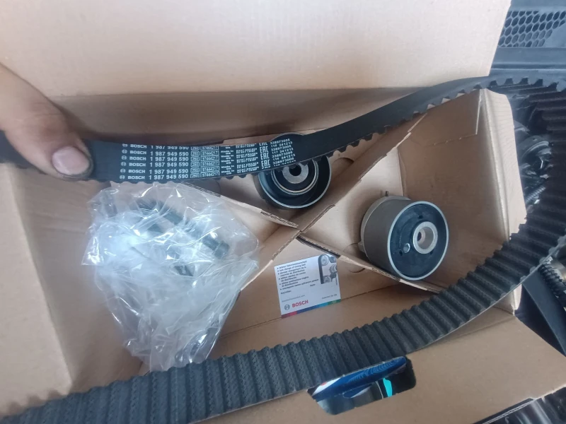 Opel Astra 1.6 16v 116hp, снимка 8 - Автомобили и джипове - 53505400