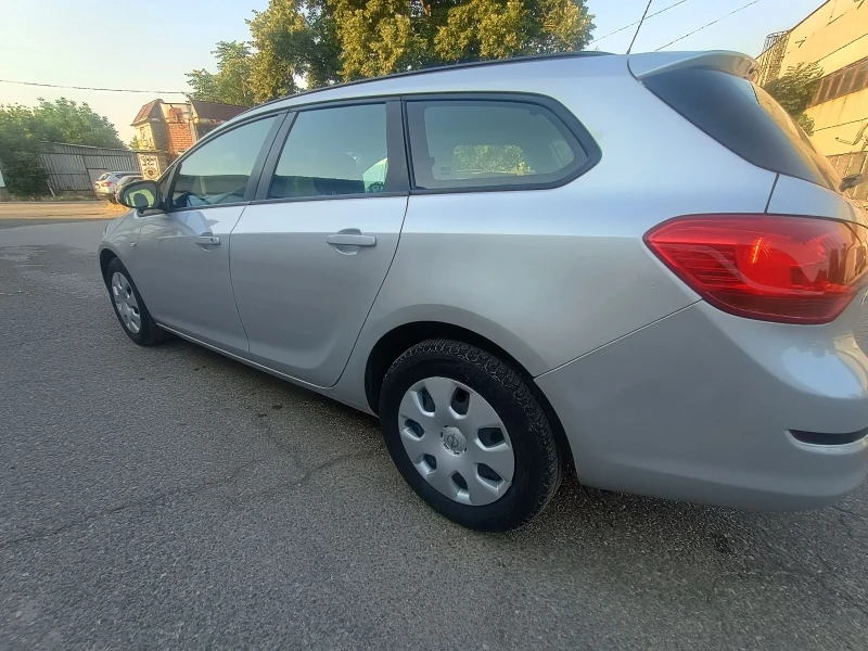Opel Astra 1.6 16v 116hp, снимка 12 - Автомобили и джипове - 53505400