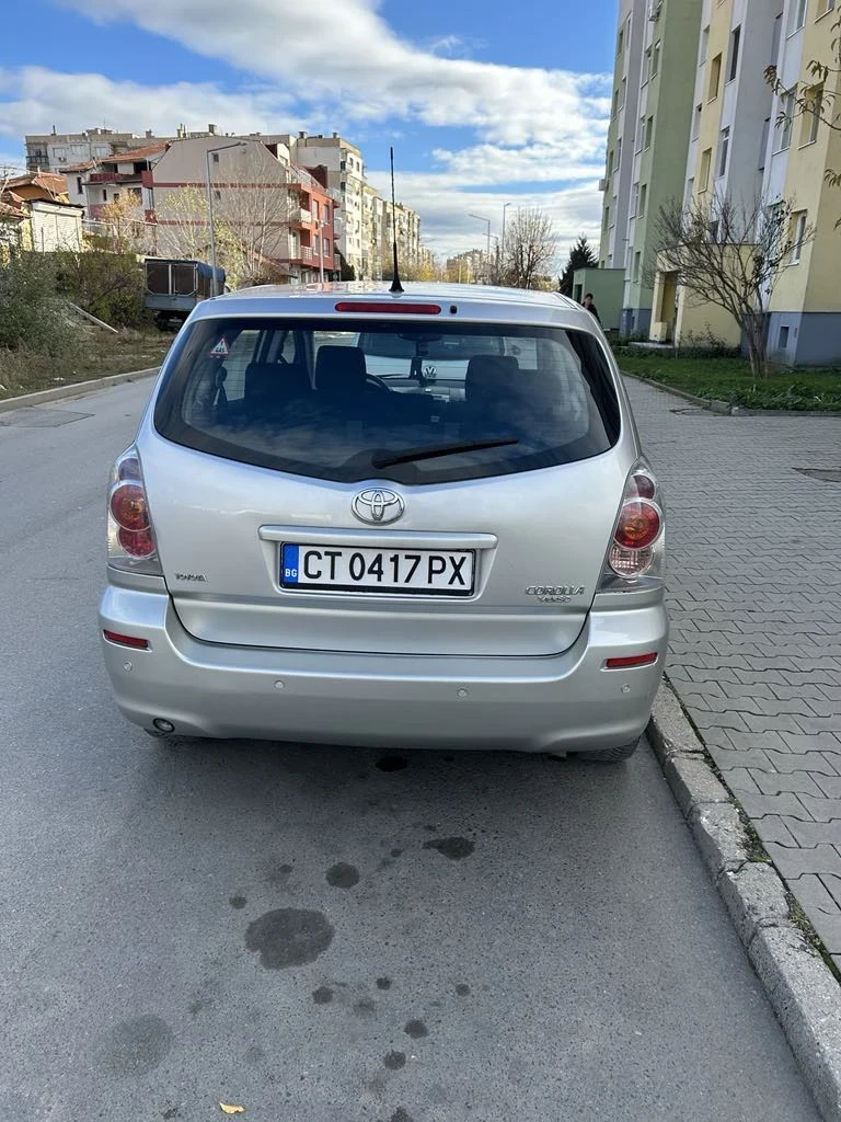 Toyota Corolla verso 1.8, снимка 3 - Автомобили и джипове - 48104833