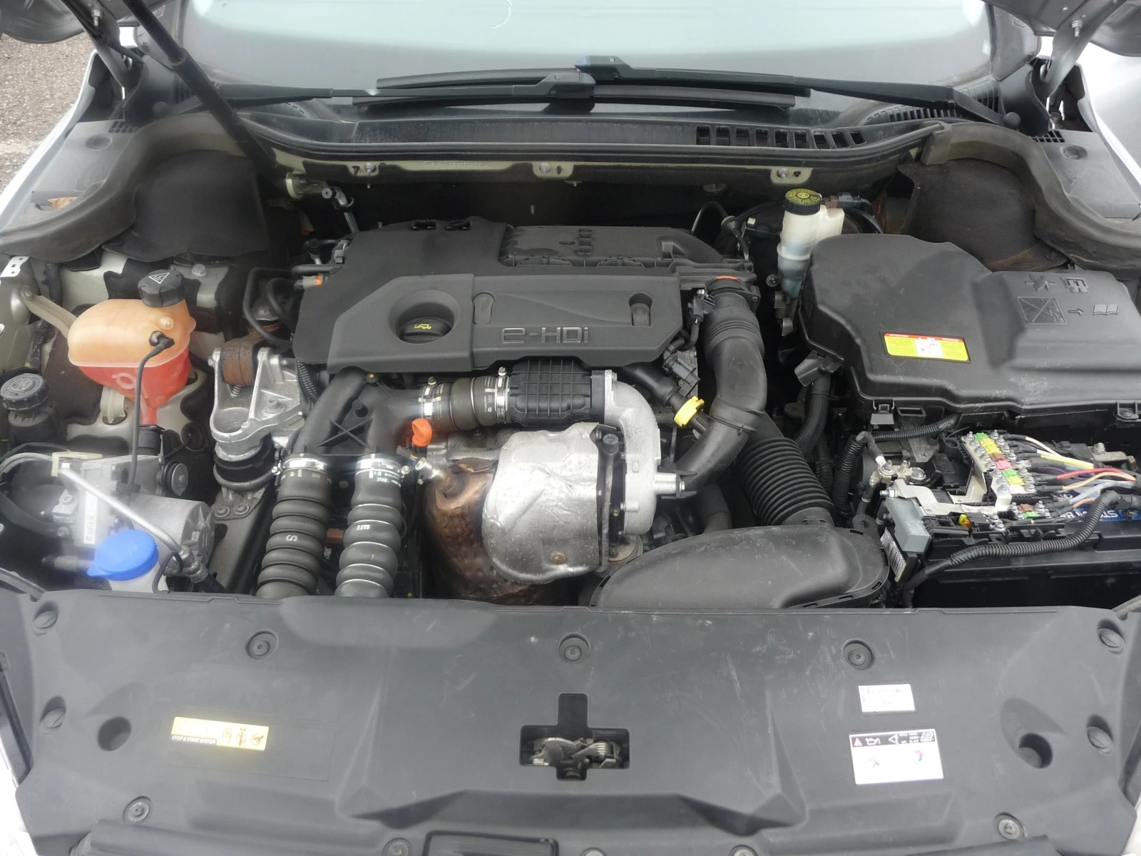 Peugeot 508 1.6E-HDI АВТОМАТИК-ПЕРФЕКТНО | Mobile.bg — изображение 16