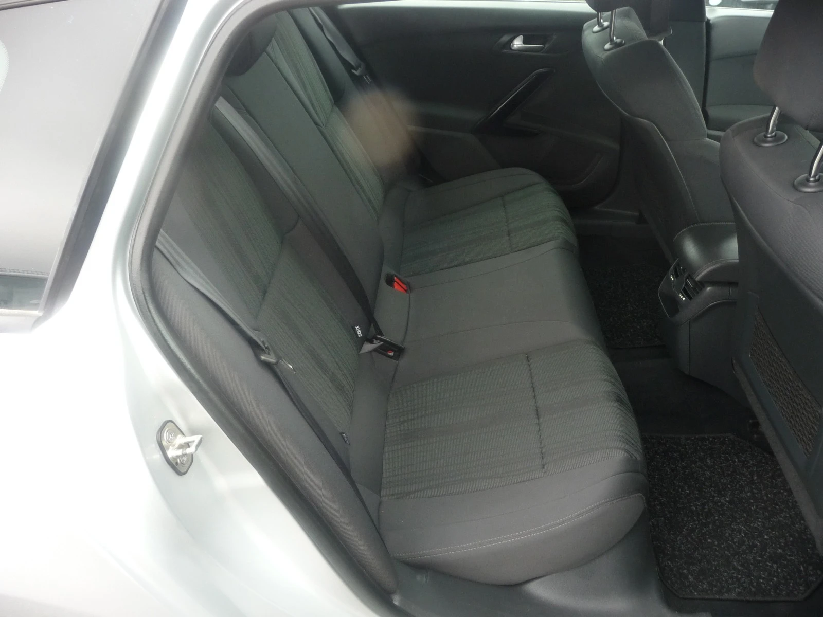 Peugeot 508 1.6E-HDI АВТОМАТИК-ПЕРФЕКТНО | Mobile.bg — изображение 14