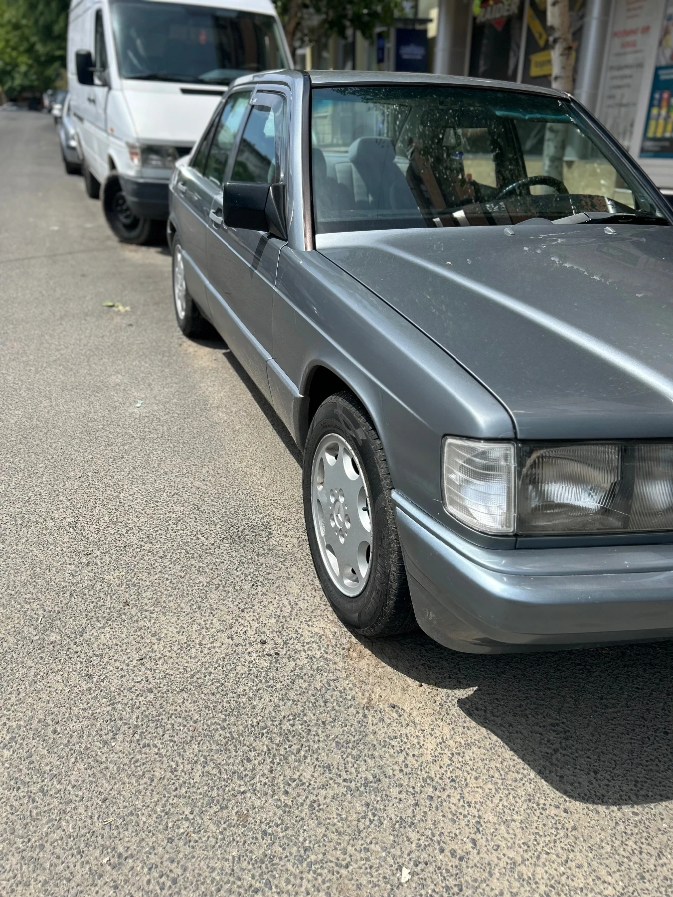 Mercedes-Benz 190 2.000 benzin - изображение 3